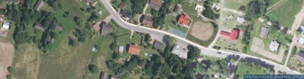 Zdjęcie satelitarne Paczkomat InPost HRK01M