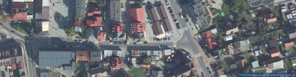 Zdjęcie satelitarne Paczkomat InPost HRU03M