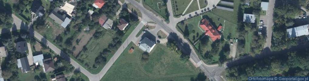 Zdjęcie satelitarne Paczkomat InPost HRU09M