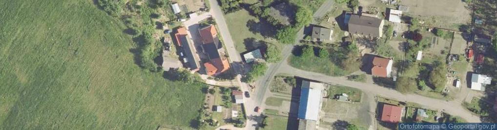 Zdjęcie satelitarne Paczkomat InPost JNC02M