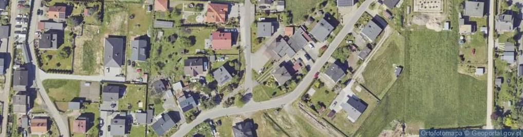 Zdjęcie satelitarne Paczkomat InPost KBR02M