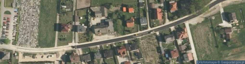 Zdjęcie satelitarne Paczkomat InPost KBR03M