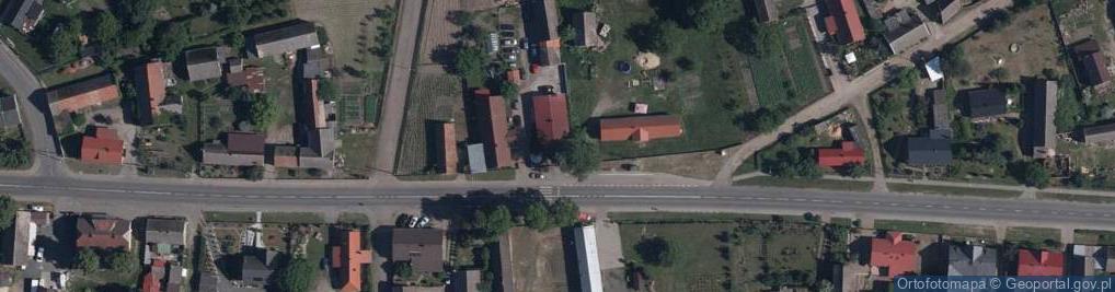 Zdjęcie satelitarne Paczkomat InPost KCX01M