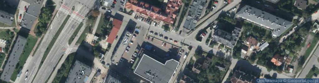 Zdjęcie satelitarne Paczkomat InPost KIE02N