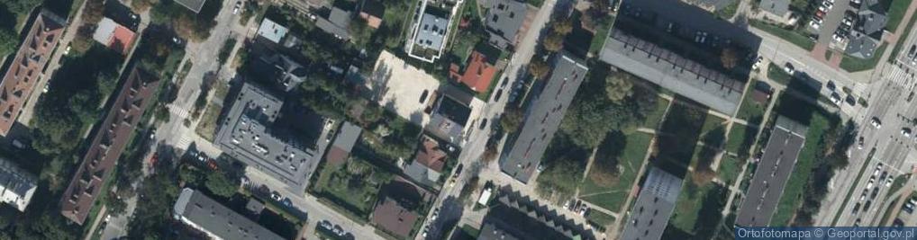 Zdjęcie satelitarne Paczkomat InPost KIE62M