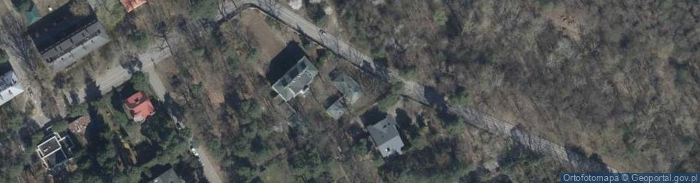 Zdjęcie satelitarne Paczkomat InPost KJN03M