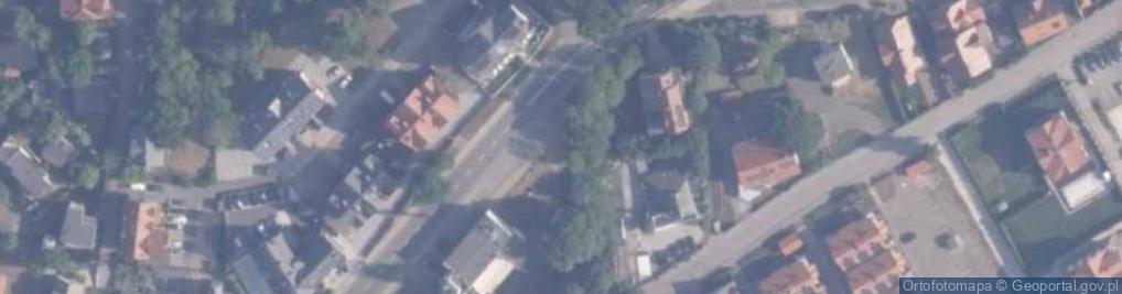 Zdjęcie satelitarne Paczkomat InPost KMO01BAPP