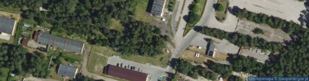 Zdjęcie satelitarne Paczkomat InPost KMY01M