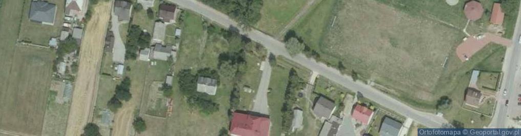 Zdjęcie satelitarne Paczkomat InPost KNM01M