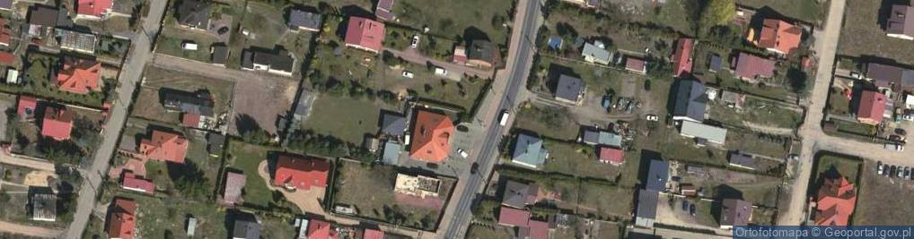 Zdjęcie satelitarne Paczkomat InPost KOB08M