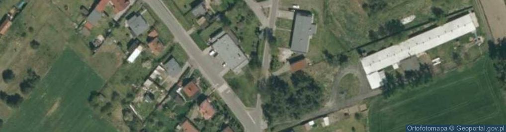 Zdjęcie satelitarne Paczkomat InPost KQTY01BAPP