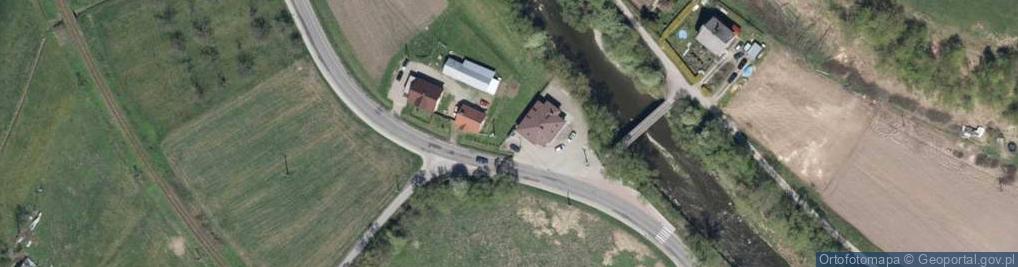 Zdjęcie satelitarne Paczkomat InPost KQY01M