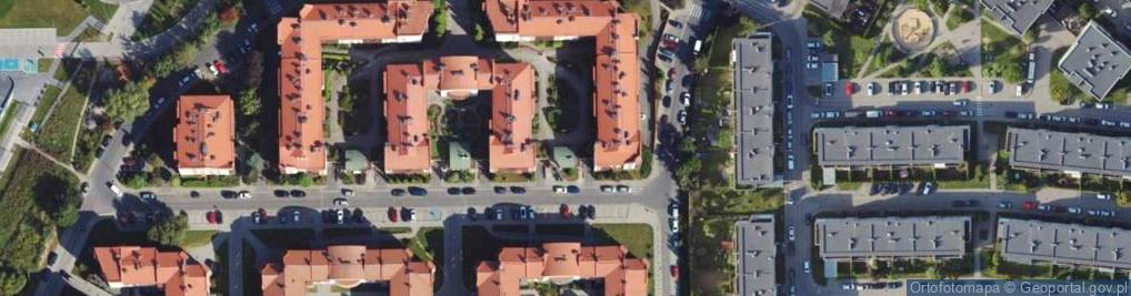 Zdjęcie satelitarne Paczkomat InPost KRA04H