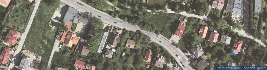 Zdjęcie satelitarne Paczkomat InPost KRA06B