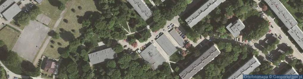 Zdjęcie satelitarne Paczkomat InPost KRA08H