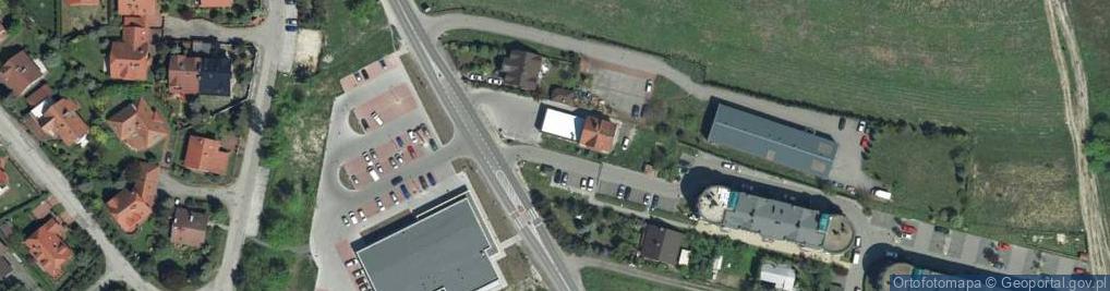 Zdjęcie satelitarne Paczkomat InPost KRA104M