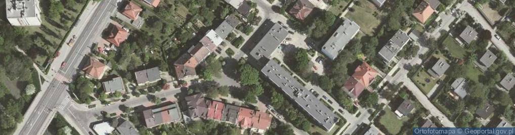 Zdjęcie satelitarne Paczkomat InPost KRA149M