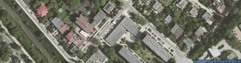 Zdjęcie satelitarne Paczkomat InPost KRA151M