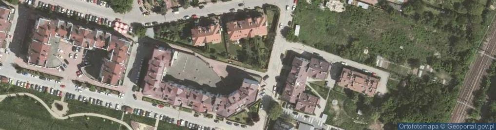 Zdjęcie satelitarne Paczkomat InPost KRA201M