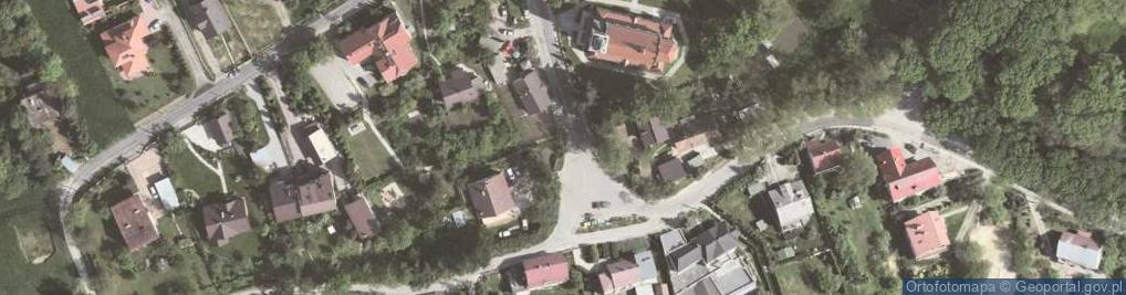 Zdjęcie satelitarne Paczkomat InPost KRA238M