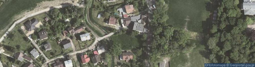 Zdjęcie satelitarne Paczkomat InPost KRA285M