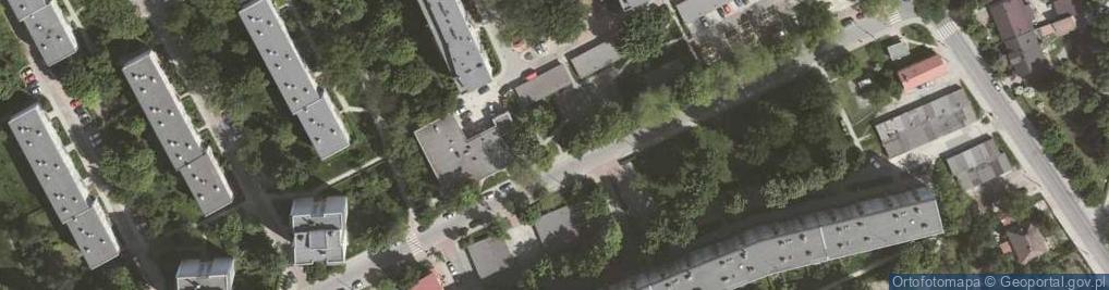 Zdjęcie satelitarne Paczkomat InPost KRA409M