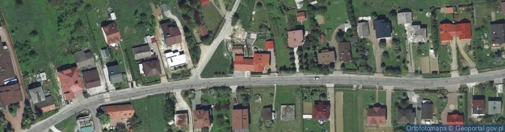 Zdjęcie satelitarne Paczkomat InPost KRA79M