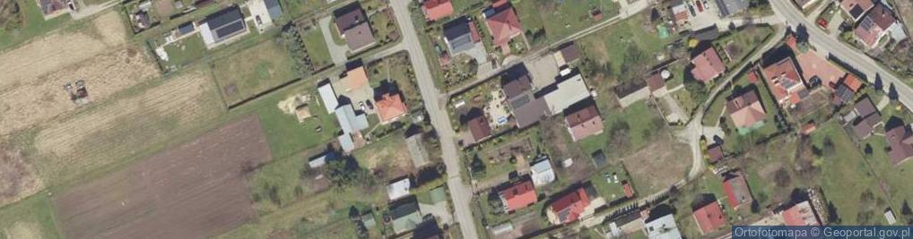 Zdjęcie satelitarne Paczkomat InPost KRE03BAPP