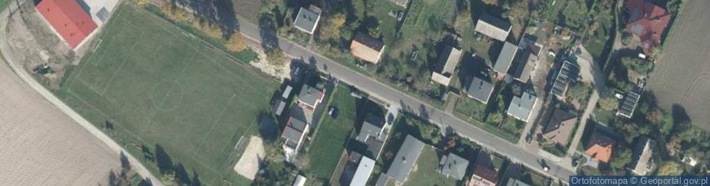 Zdjęcie satelitarne Paczkomat InPost KZU01N