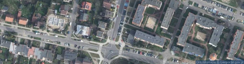 Zdjęcie satelitarne Paczkomat InPost LBU02N