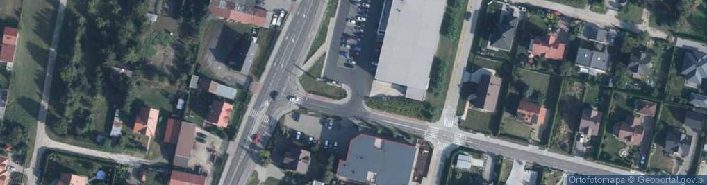 Zdjęcie satelitarne Paczkomat InPost LEN01M