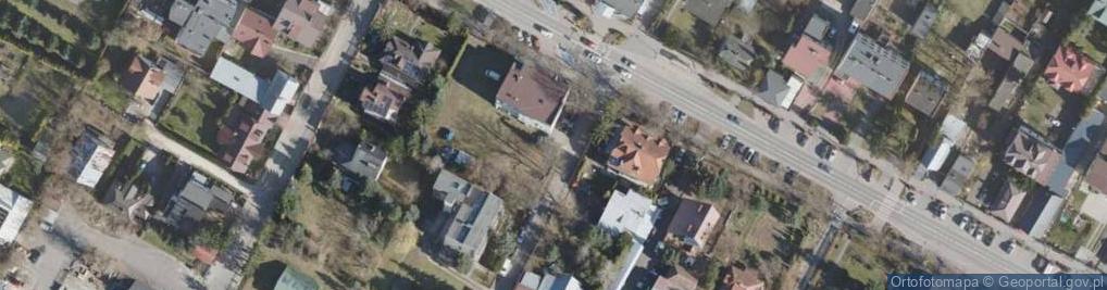 Zdjęcie satelitarne Paczkomat InPost LMN02M