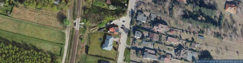 Zdjęcie satelitarne Paczkomat InPost LNE01M