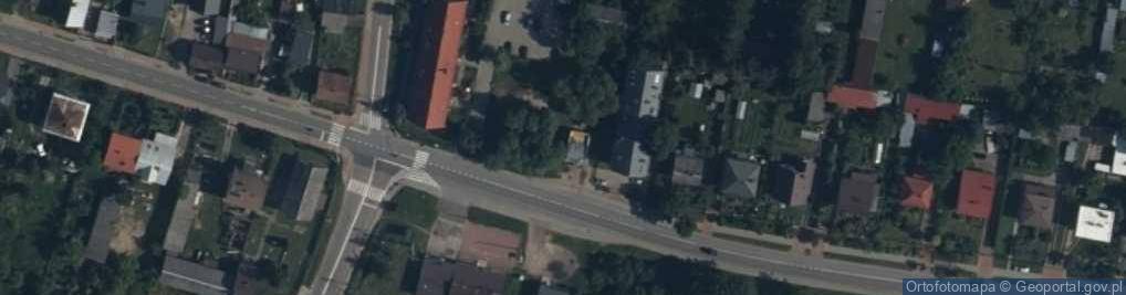 Zdjęcie satelitarne Paczkomat InPost LOC04M