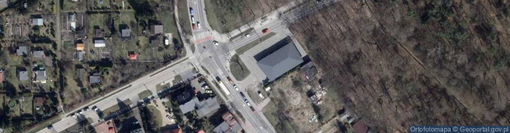 Zdjęcie satelitarne Paczkomat InPost LOD02B