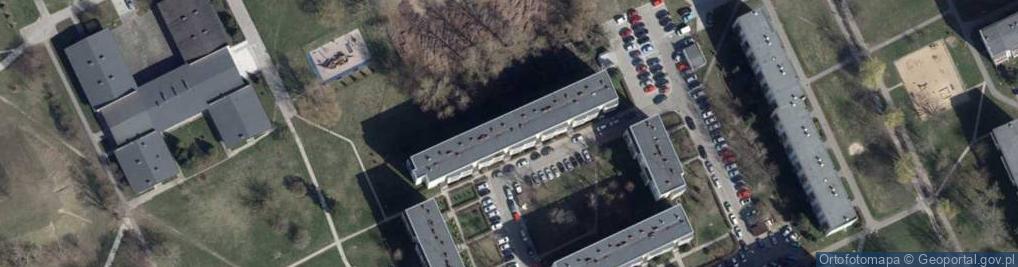 Zdjęcie satelitarne Paczkomat InPost LOD132M
