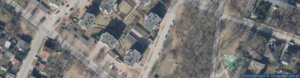 Zdjęcie satelitarne Paczkomat InPost LOD162M