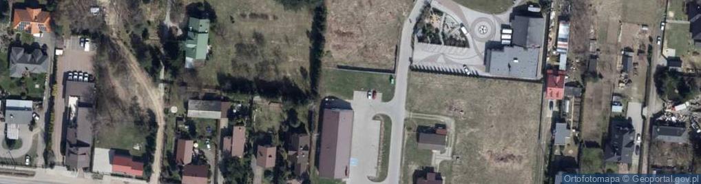 Zdjęcie satelitarne Paczkomat InPost LOD170M