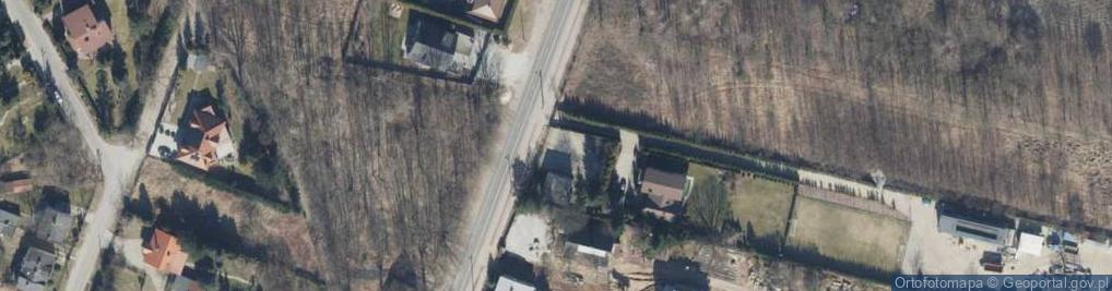 Zdjęcie satelitarne Paczkomat InPost LOD340M