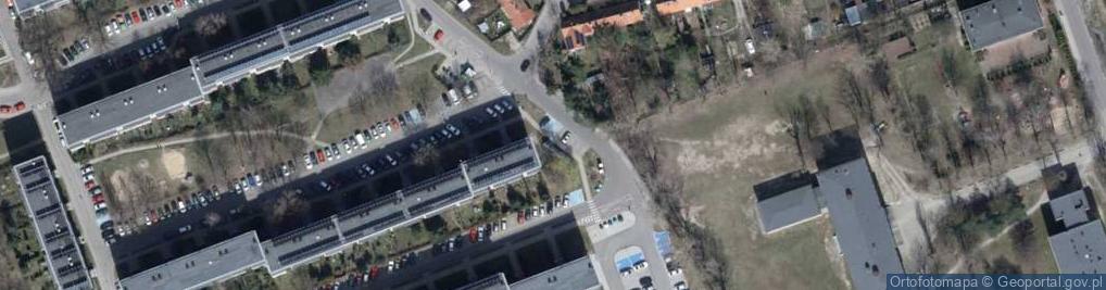 Zdjęcie satelitarne Paczkomat InPost LOD76M
