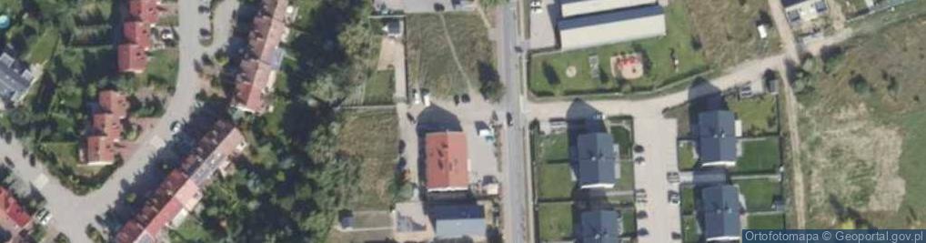 Zdjęcie satelitarne Paczkomat InPost LOK01M