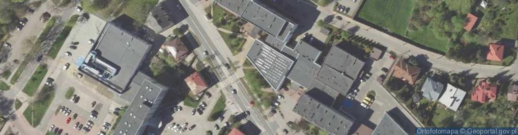 Zdjęcie satelitarne Paczkomat InPost LOM06N