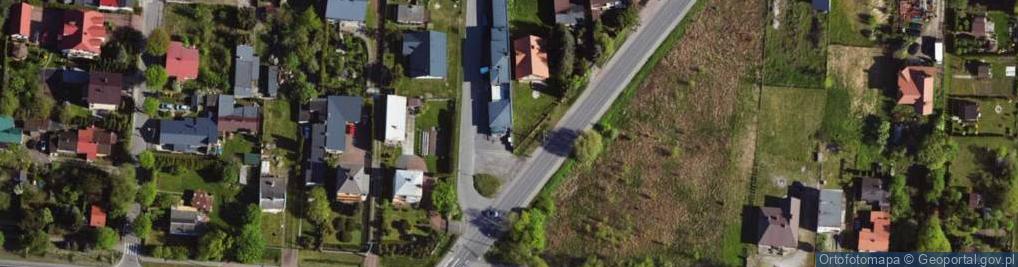 Zdjęcie satelitarne Paczkomat InPost LOW11M
