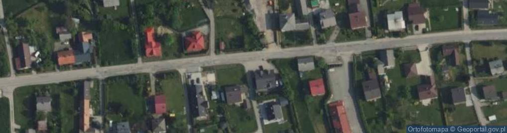 Zdjęcie satelitarne Paczkomat InPost LPO02M