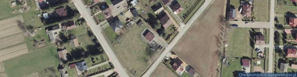 Zdjęcie satelitarne Paczkomat InPost LTA01E