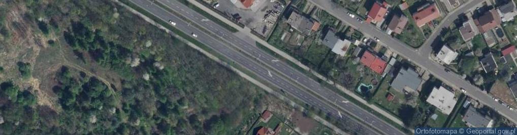 Zdjęcie satelitarne Paczkomat InPost LUA04M