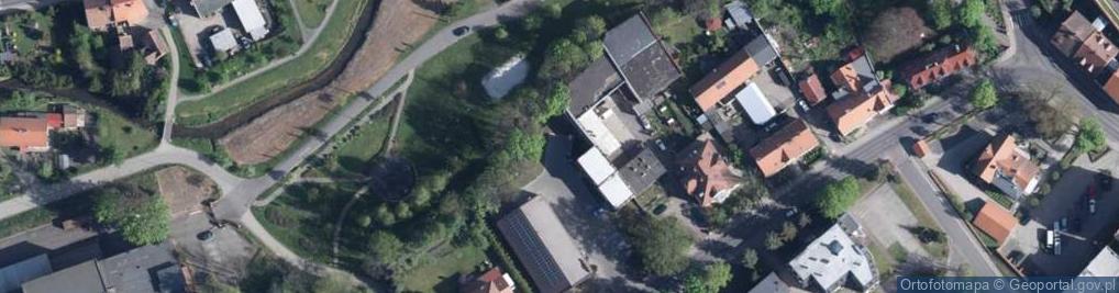 Zdjęcie satelitarne Paczkomat InPost LUA09M