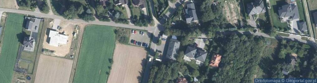 Zdjęcie satelitarne Paczkomat InPost LUB73M