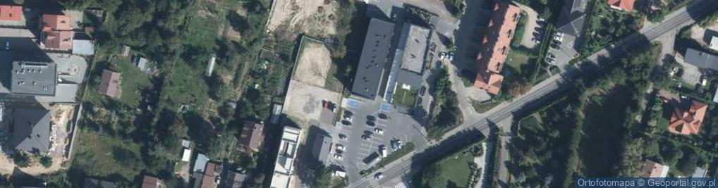 Zdjęcie satelitarne Paczkomat InPost LUB83M