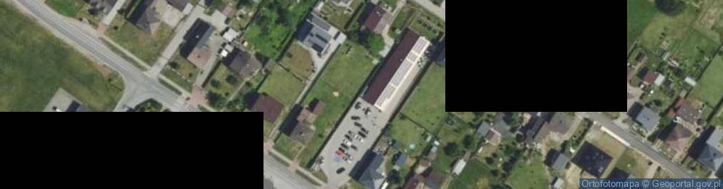 Zdjęcie satelitarne Paczkomat InPost LUM03M